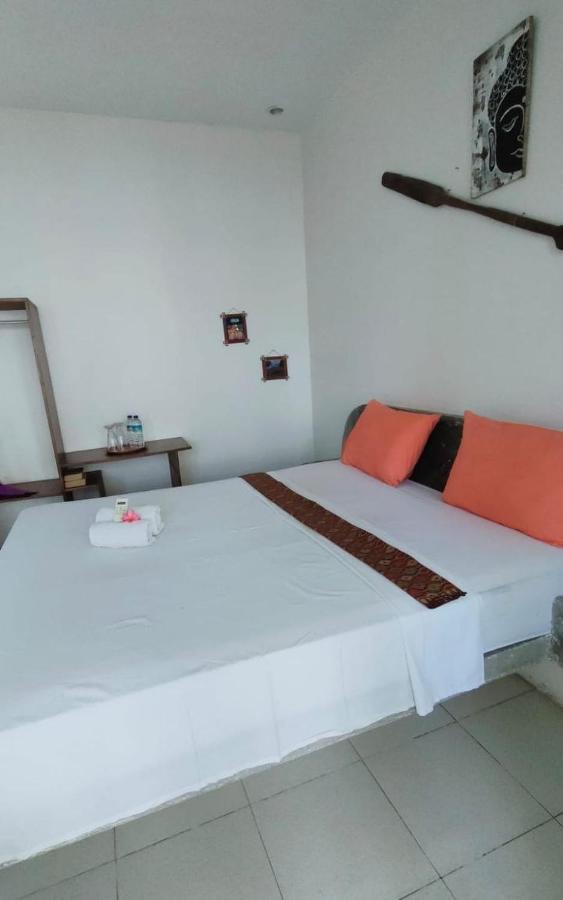 Pineapple Guest House Гілі-Аїр Екстер'єр фото