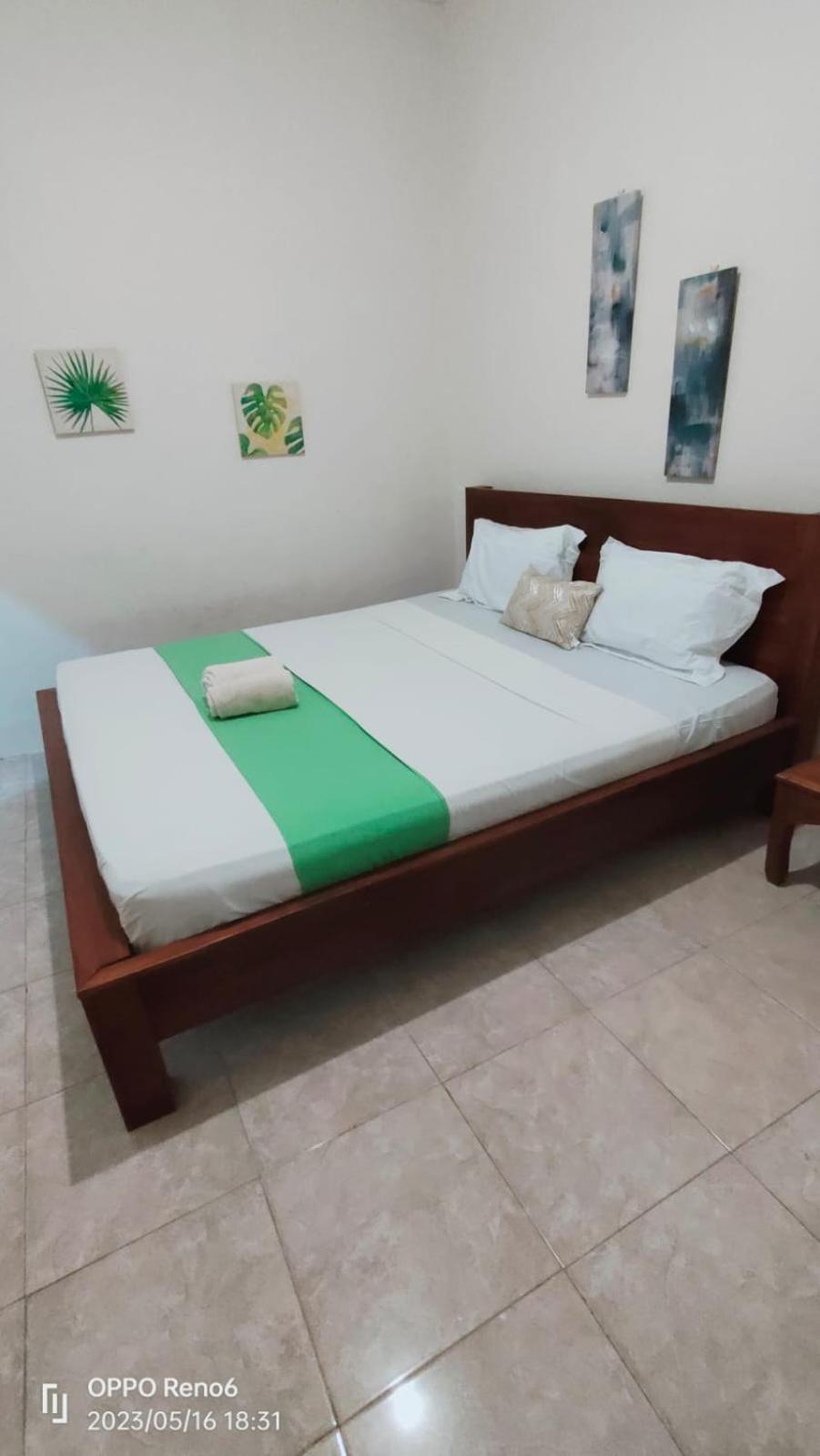Pineapple Guest House Гілі-Аїр Екстер'єр фото