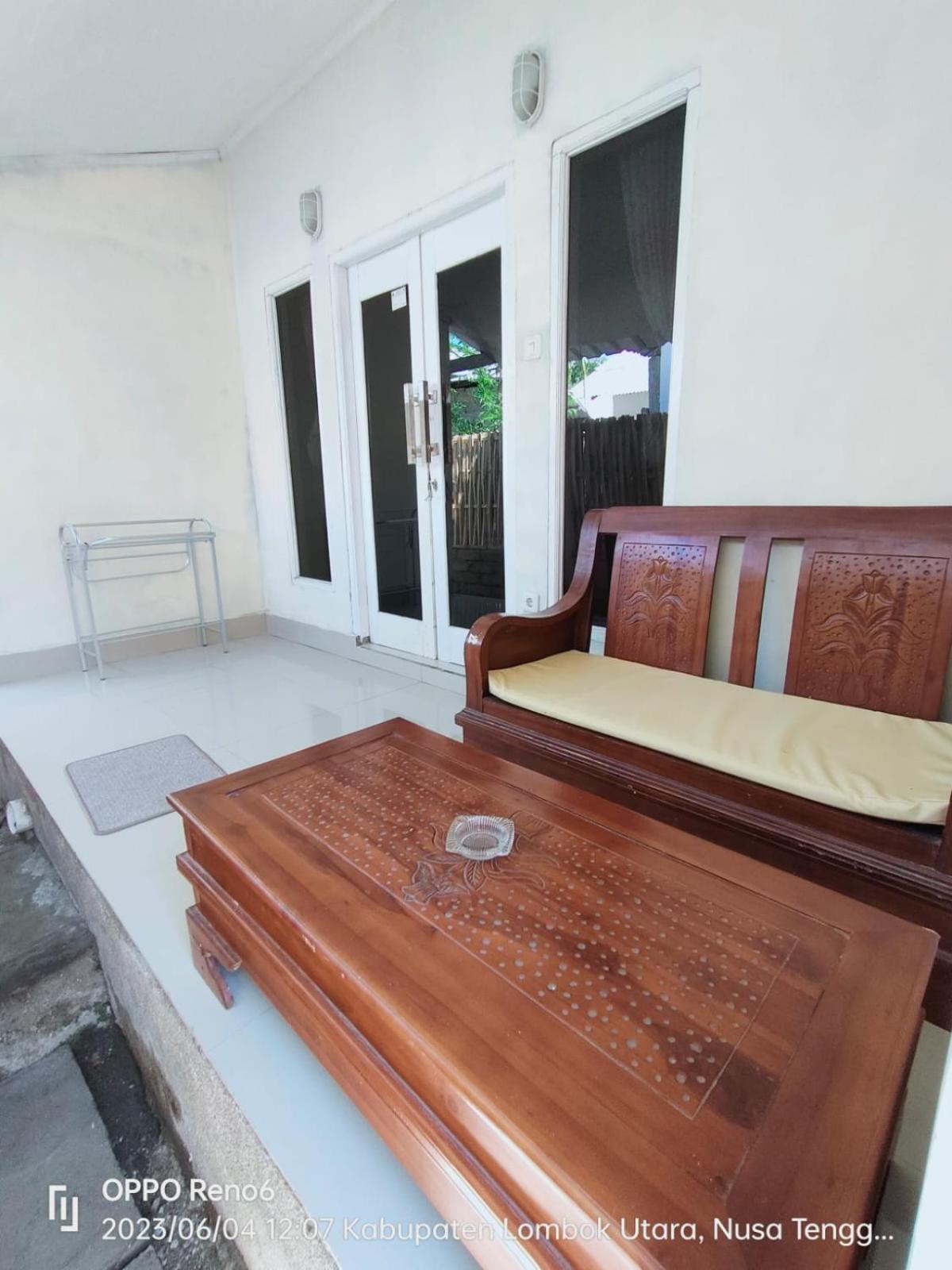 Pineapple Guest House Гілі-Аїр Екстер'єр фото