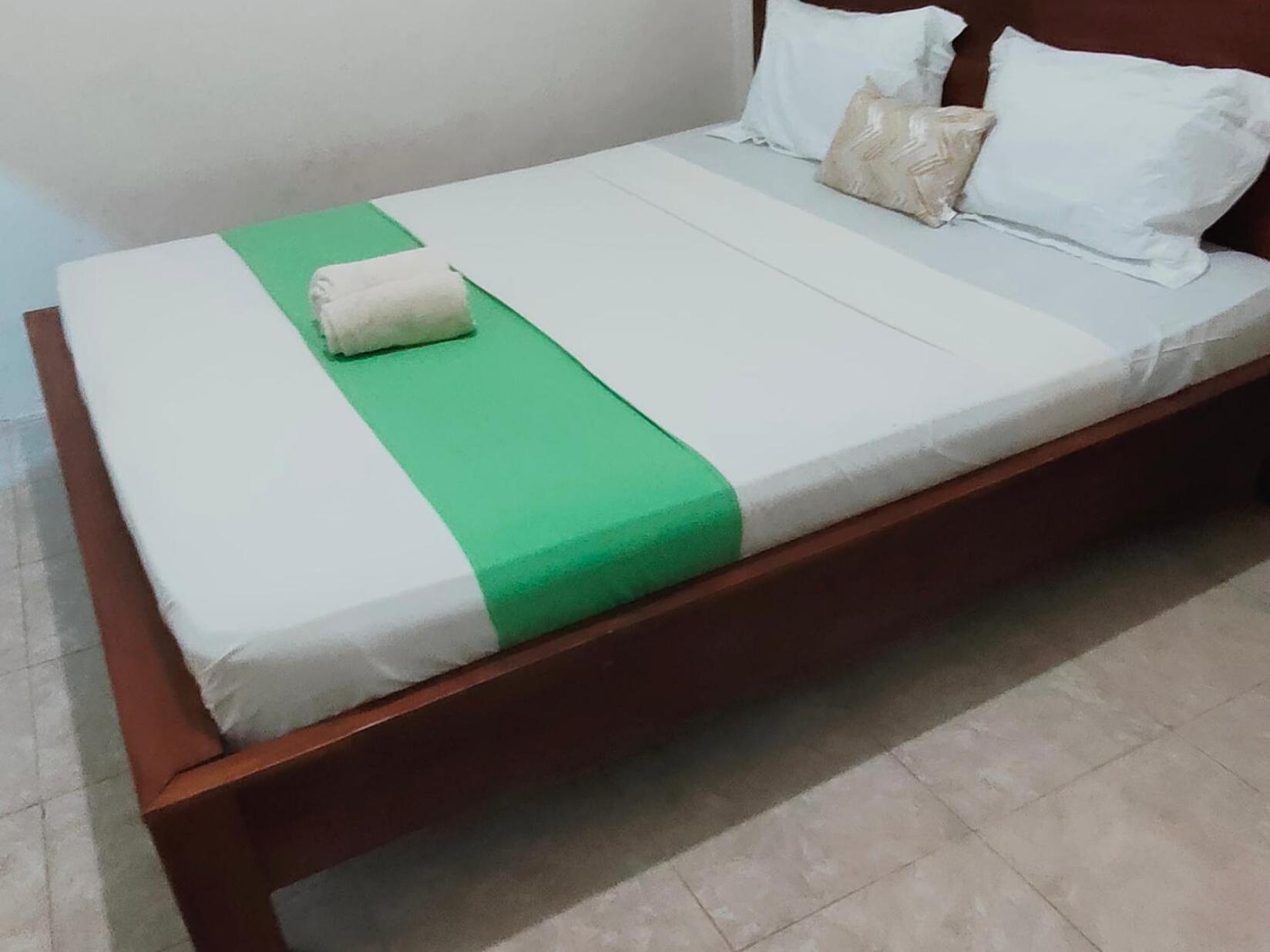 Pineapple Guest House Гілі-Аїр Номер фото